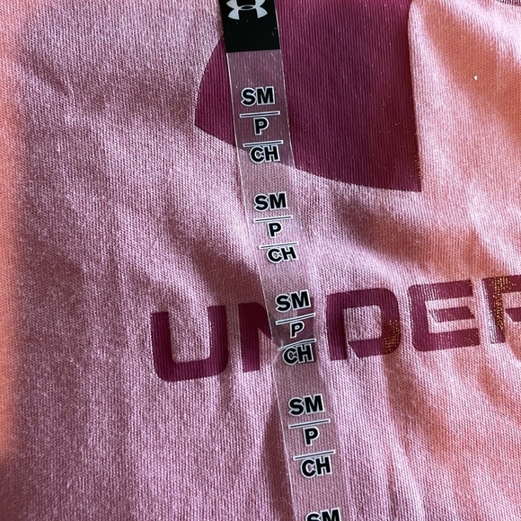 Nwt ladies pink sm under armour t shirt - Picture 2 of 3